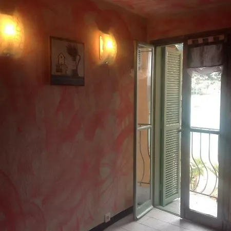 Vista Mare Vecchia Menton